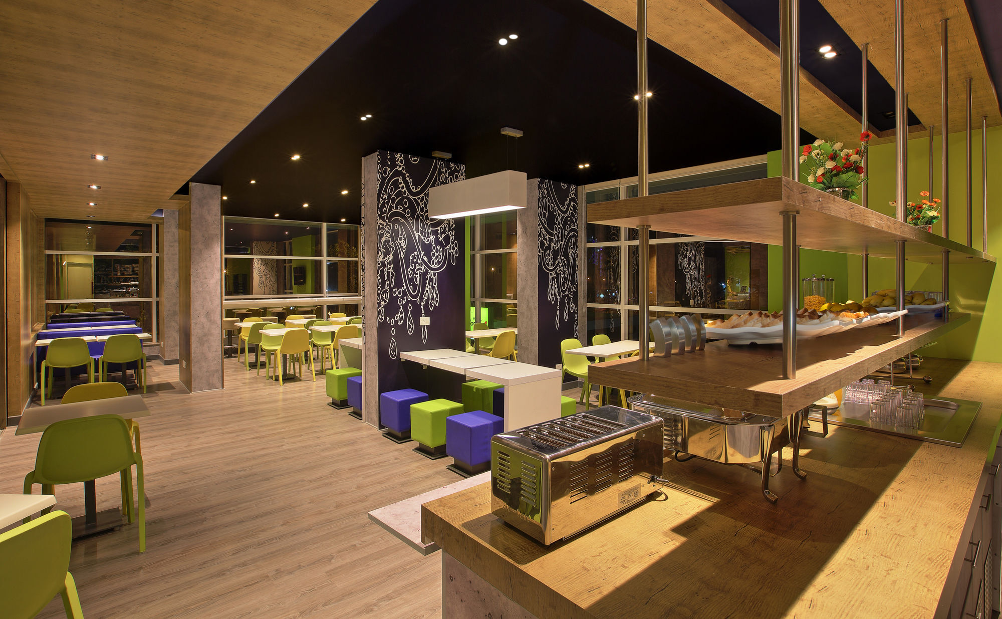 Holiday Inn Express Pune Pimpri By Ihg Exterior foto